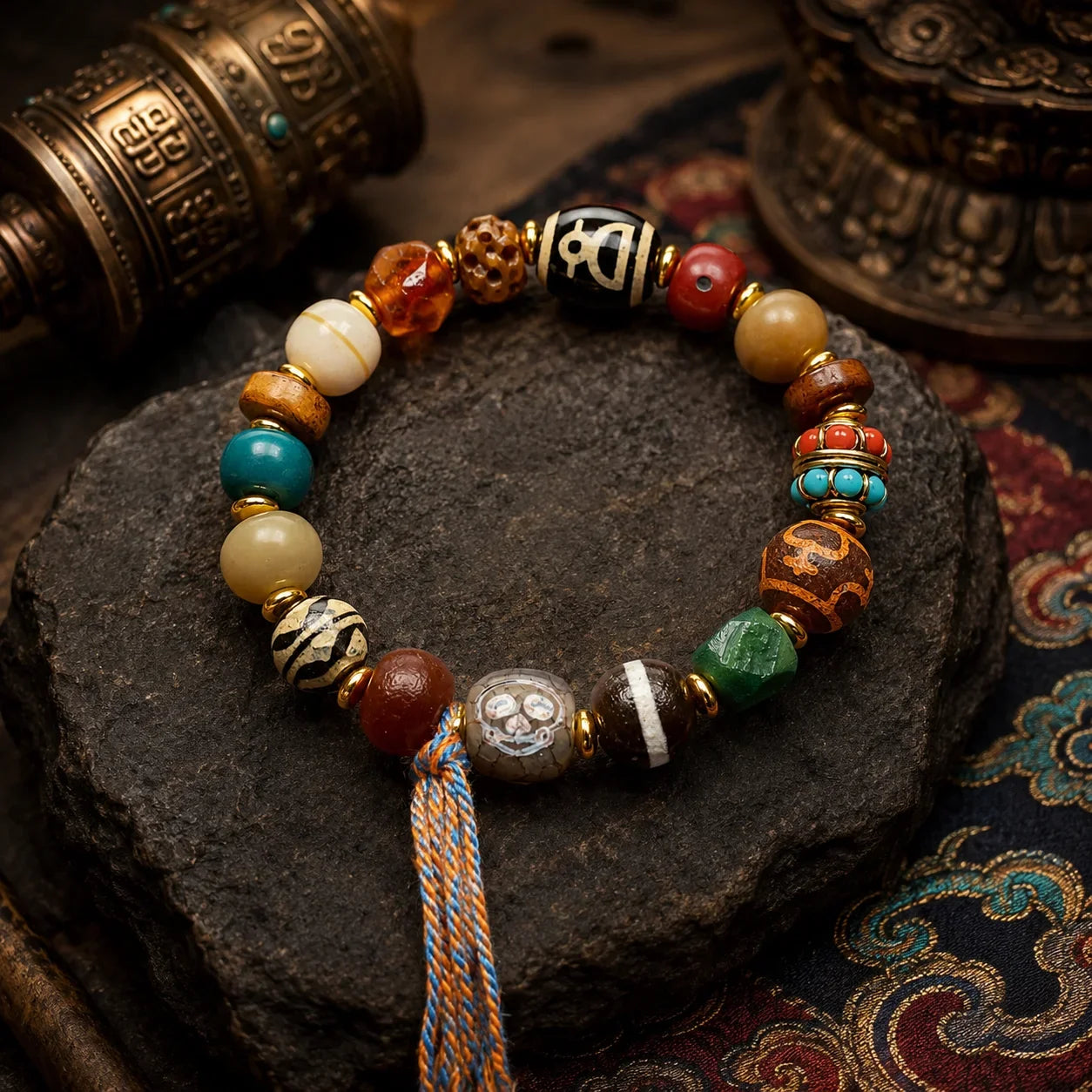 Three-Eye Dzi agate bracelet by Kailora