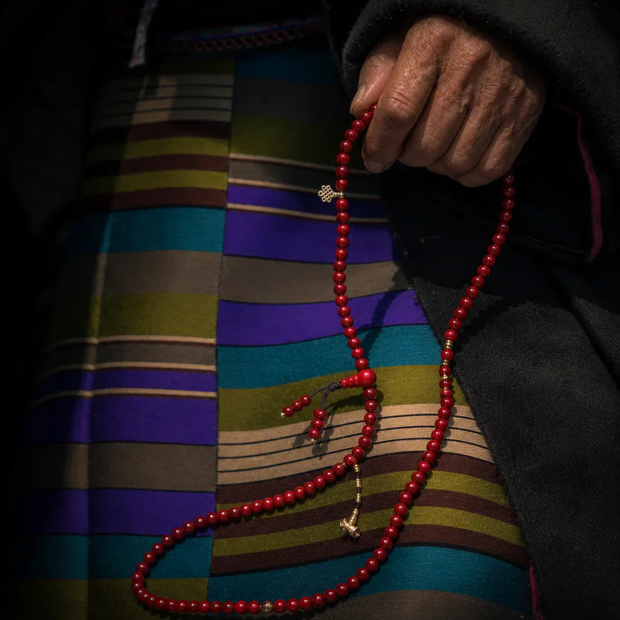 How to wear a mala bracelet every day with Tibetan-inspired mala beads, daily ritual, styling, and Kailora intention jewelry