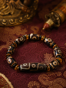 Tibetan Dzi Agate Bracelet – Intuition & Awakening Series | Kailora